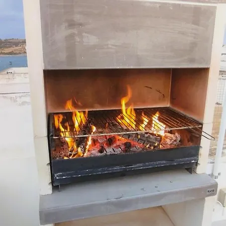 Charming Townhouse - Steps From Waterfront * Marsaxlokk