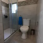 Hébergement de vacances Charming Townhouse - Steps From Waterfront *