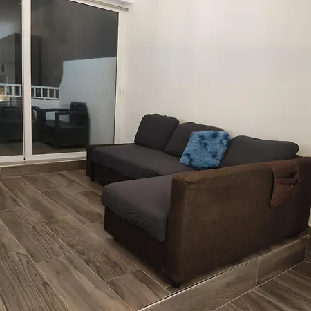 Charming Townhouse - Steps From Waterfront * マルサシュロック