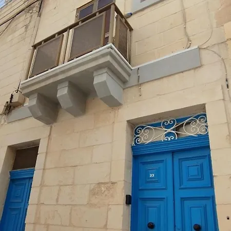 Feriehus Charming Townhouse - Steps From Waterfront Marsaxlokk
