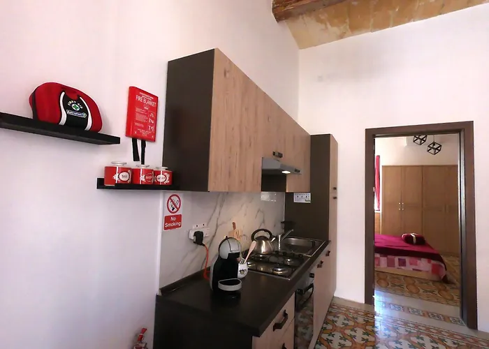 Charming Townhouse - Steps From Waterfront Marsaxlokk